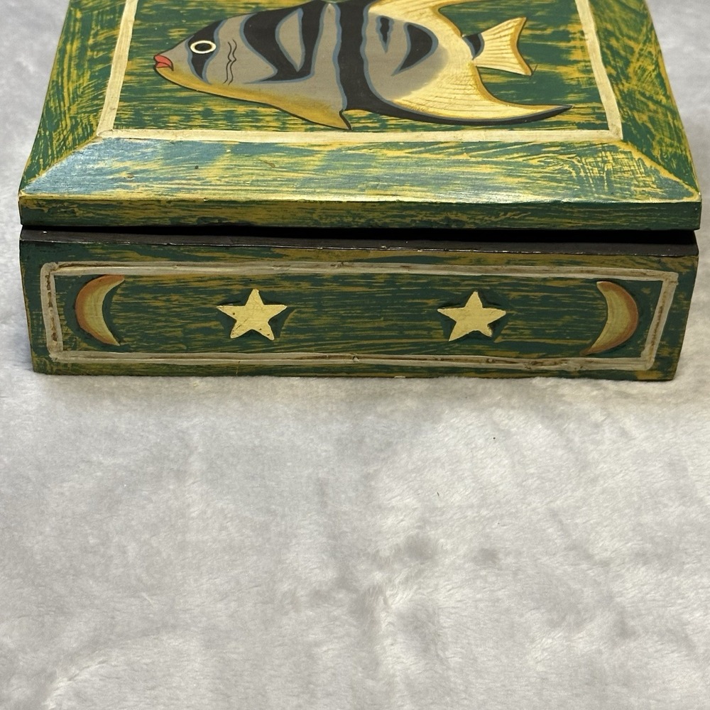 Vintage Hinged Wooden Box Hand Painted Fish Moon & Stars Green Colorful - Picture 4 of 14